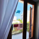 Casa Fronte Mare Con Giardino Privato - - Lipari