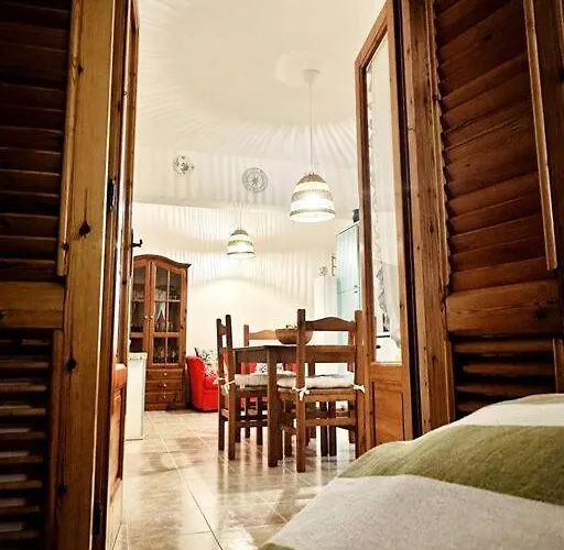 Casa Fronte Mare Con Giardino Privato - - Lipari 칸네토